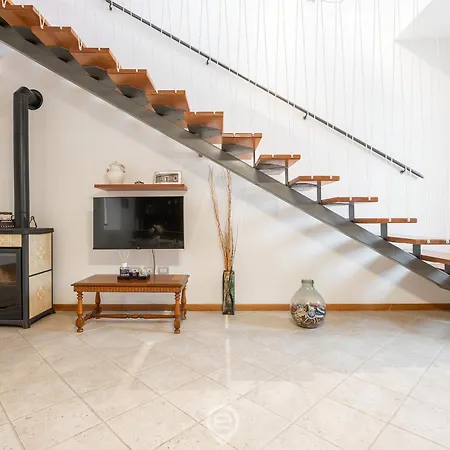 Maria Grazia's Holiday home Дом отдыха Massama