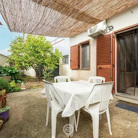 Maria Grazia's Holiday home Massama