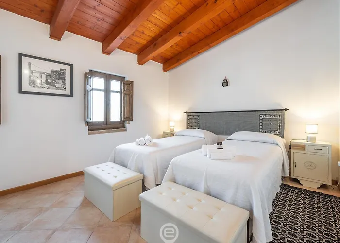 Maria Grazia's Holiday home Dom wakacyjny Massama